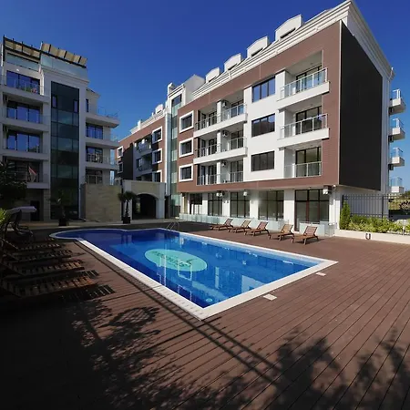 Ξενοδοχείο Stamopolu Lux с изглед към морето Πριμόρσκο