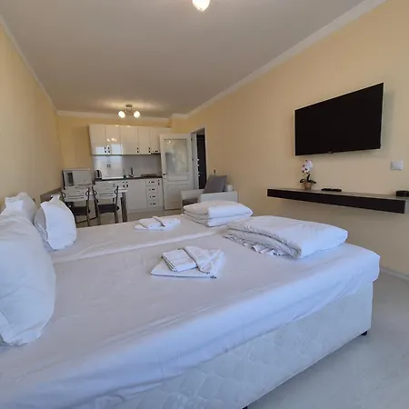 Stamopolu Lux с изглед към морето Hotel Primorsko