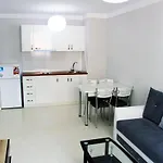 Stamopolu Lux с изглед към морето بريمورسكو