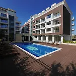 فندق Stamopolu Lux с изглед към морето بريمورسكو