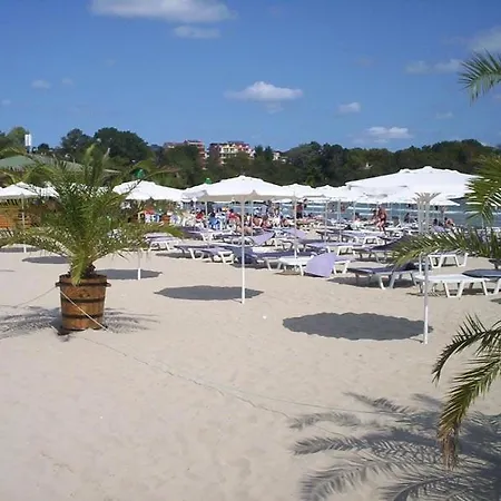 Stamopolu Lux с изглед към морето Приморско