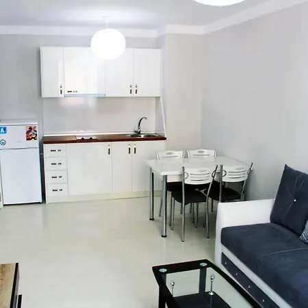 Stamopolu Lux с изглед към морето Приморско