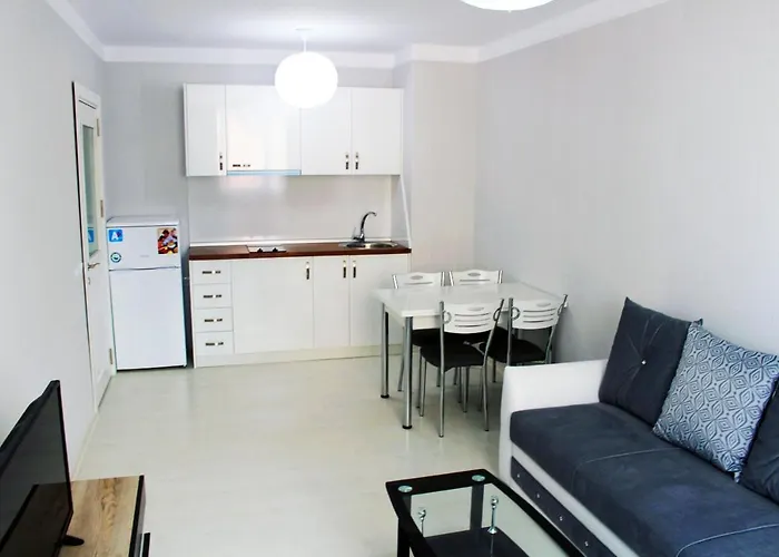 Stamopolu Lux с изглед към морето Πριμόρσκο