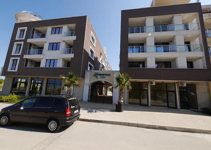 Ξενοδοχείο Stamopolu Lux с изглед към морето Πριμόρσκο